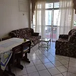Apartamento No Centro Proximo A Praia