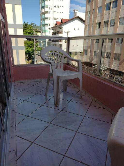 Apartamento No Centro Proximo A *